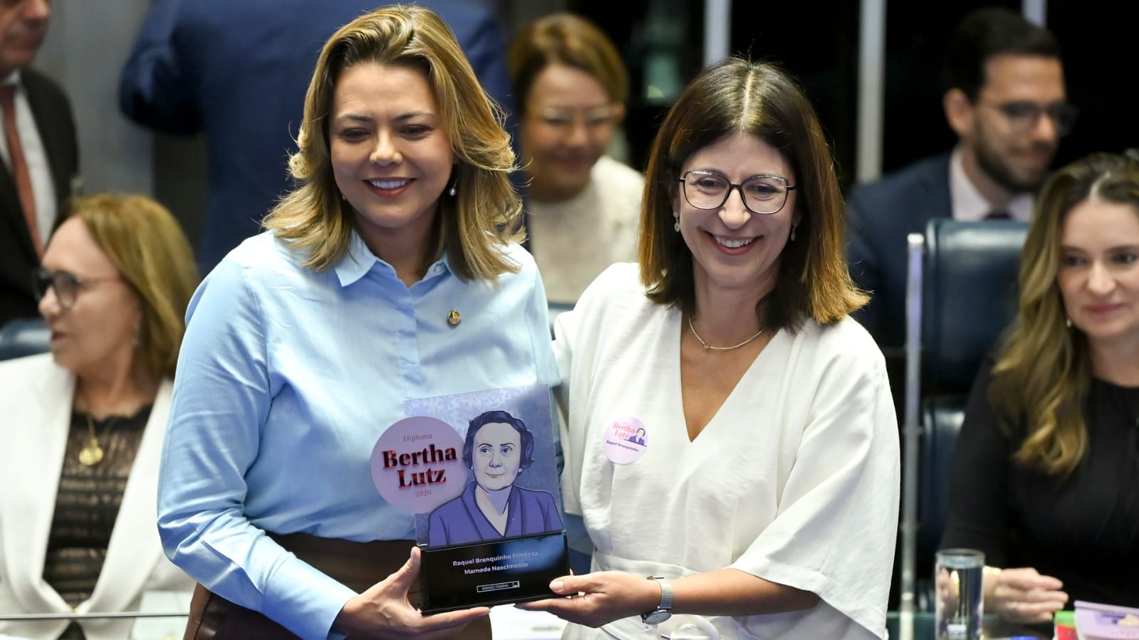 Procuradora regional Raquel Branquinho homenageada pelo Senado Federal